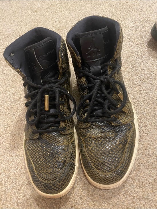 Jordan Other - Jordan 1’s Black Snake-Texture High-Top Sneakers